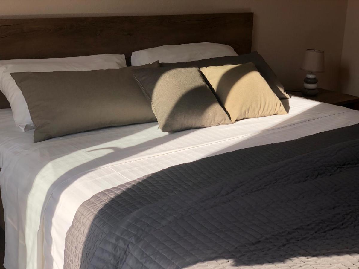 Bed & Breakfast Kurtic スペタル エクステリア 写真